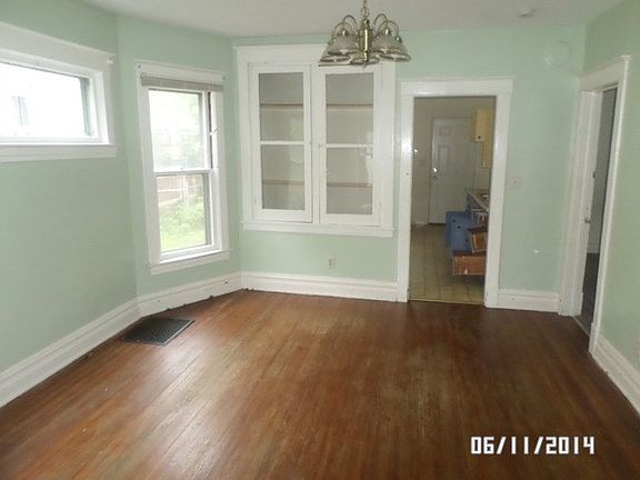 5th image of 20 N Saint James St