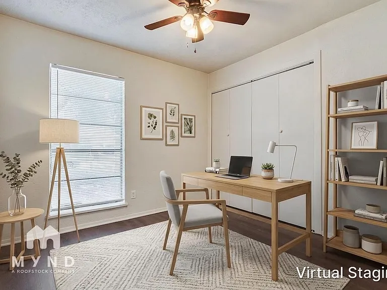 3237 Chalmette Ct — Photo 2