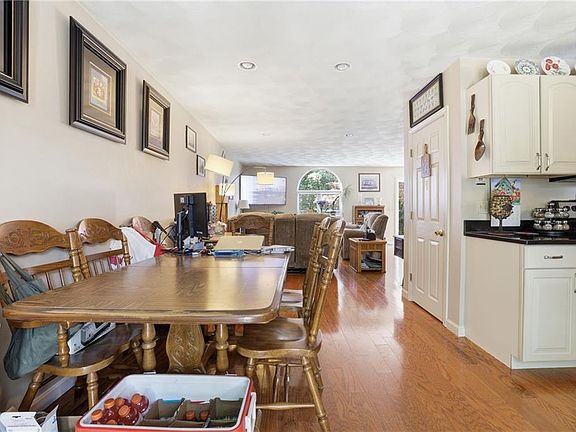 5th image of 45 Lonsdale St