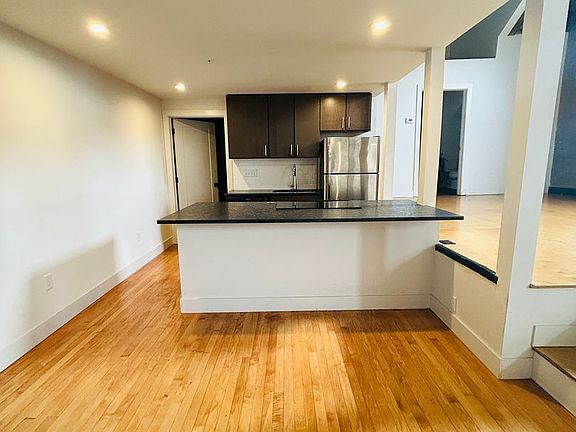 3rd image of 818 Monmouth St Unit 209