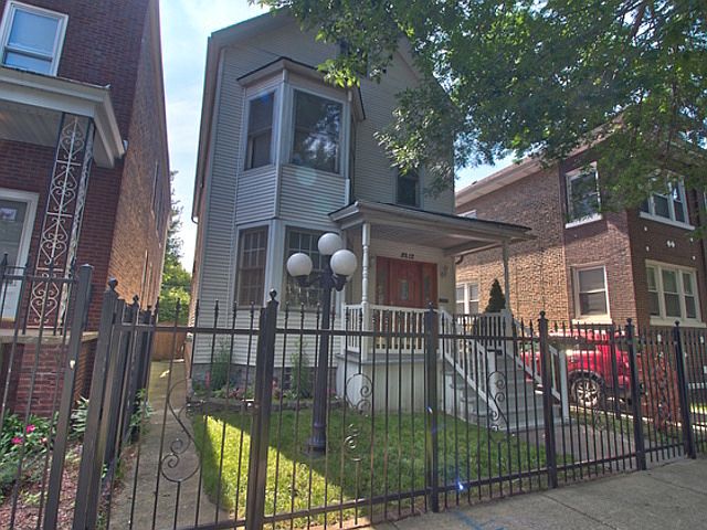 1st image of 8612 S Manistee Ave