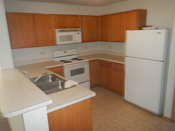 4th image of 509 Silverstone Dr