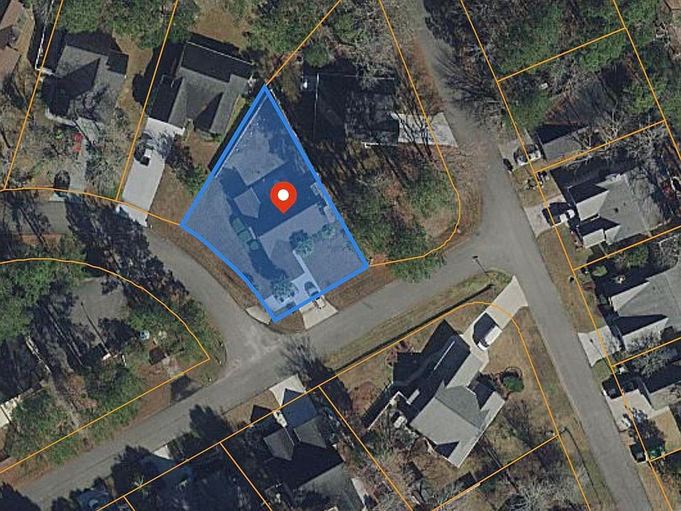 2nd image of 255 Gateway Dr.