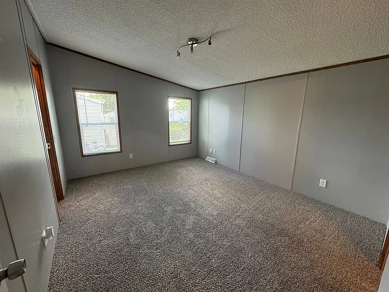 Westbridge Manor — Photo 108
