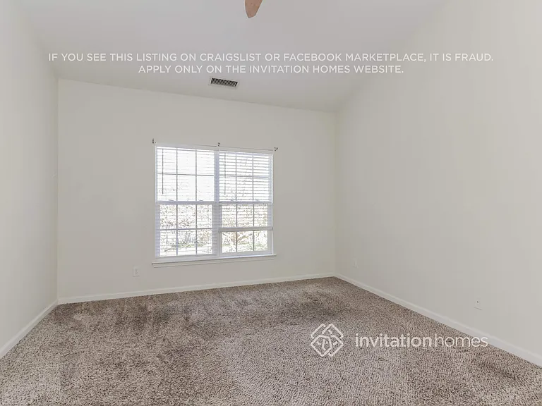 6894 Fenwick Dr — Photo 4