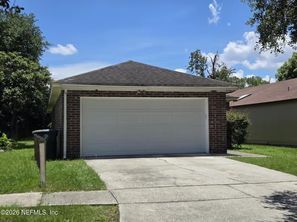 8314 Century Point Dr S, Jacksonville, FL 32216