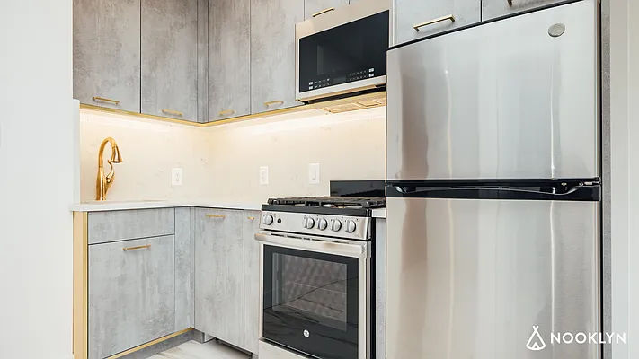 Rented by Nooklyn NYC LLC | media 51