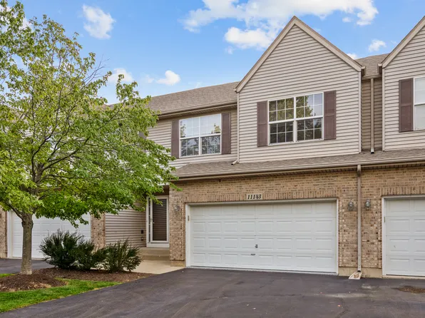 11143 Douglas Ave, Huntley, IL 60142