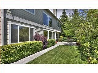 3rd image of 205 Silverwood Dr