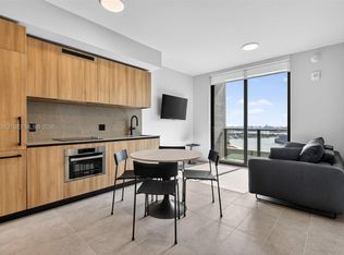 121 NE 5th St #3313, Miami, FL 33132
