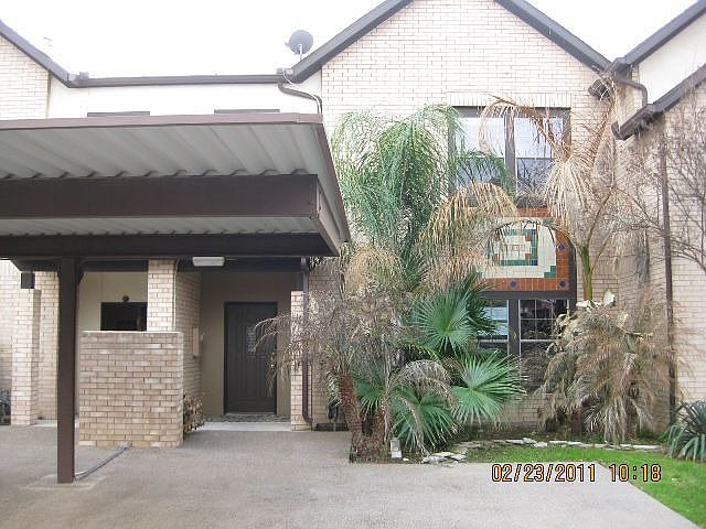 1st image of 2445 Monarch Dr Unit 1002