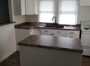 2813 Cornell St, Des Moines, IA 50313