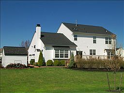 2nd image of 1117 Monroe Dr