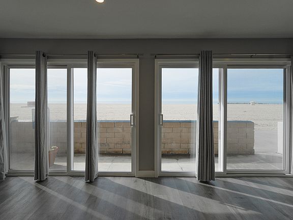 4th image of 3010 W Oceanfront