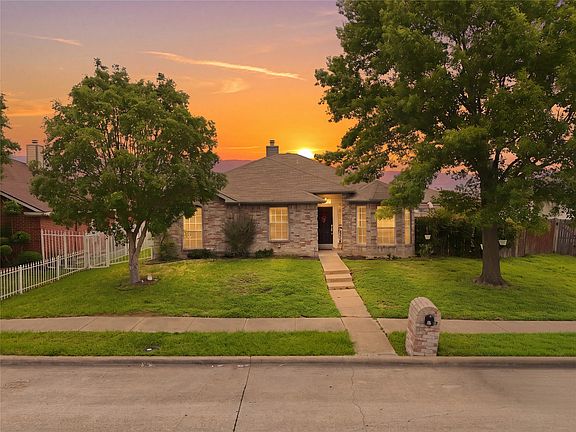 3rd image of 1509 Allen Dr
