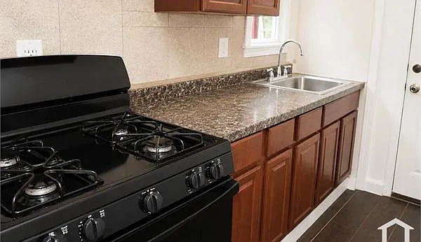 63 Galveston Pl SW #4 — Photo 2