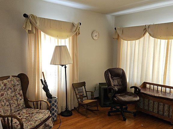 5th image of 416 E Polk St