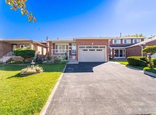 4106 Sunset Valley Ct, Mississauga, ON L4W 3L5
