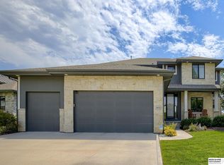 1615 S 221st Cir, Elkhorn, NE 68022