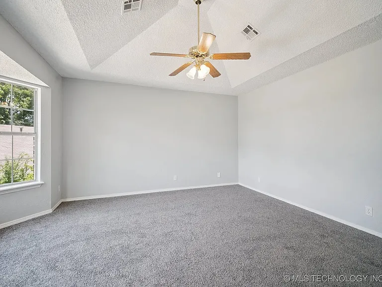 6603 S 107th East Ave — Photo 19
