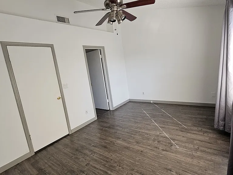 1961 N Hartford St #1021 — Photo 19