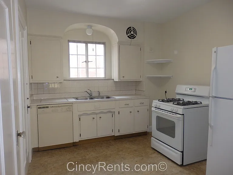3531 Michigan Ave #2 — Photo 8
