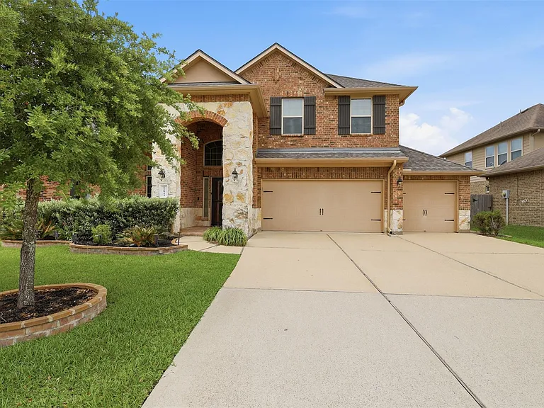22943 Dale River Rd — Photo 1