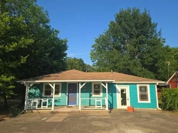 739 Pine St, Waldron, AR 72958