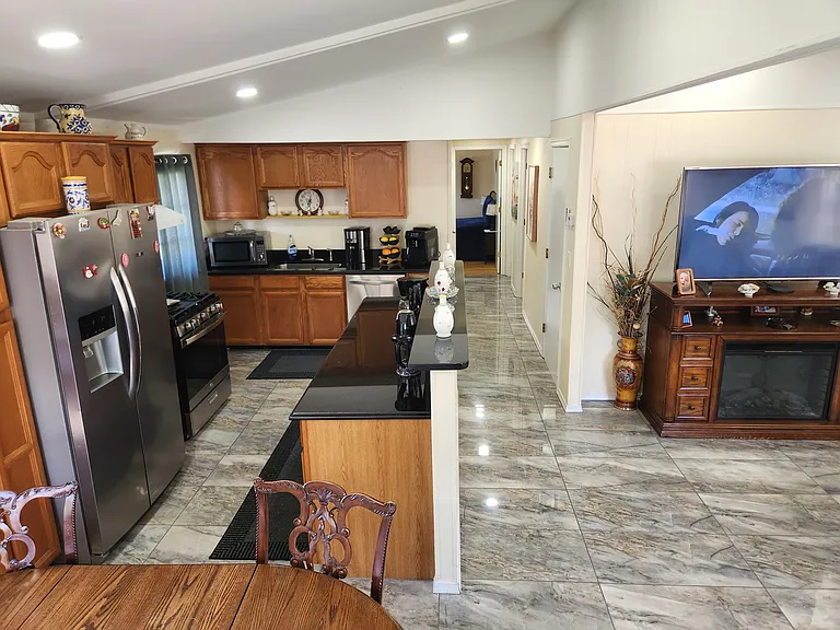37351 Susan St — Photo 49