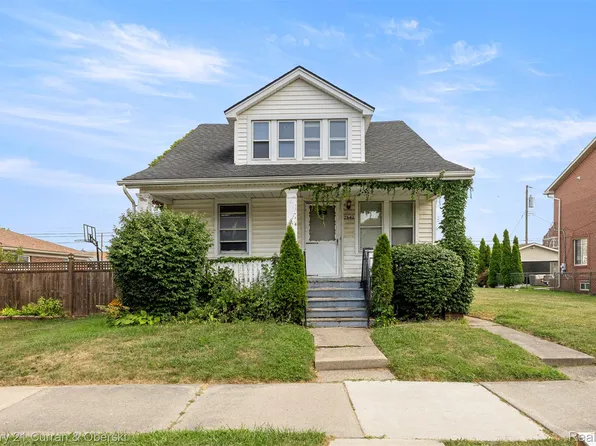 7542 Neckel St, Dearborn, MI 48126