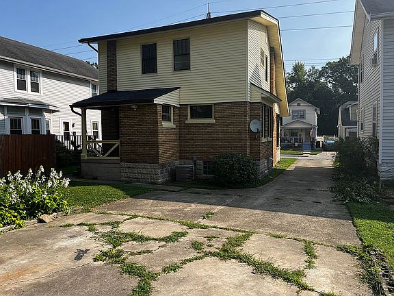 Off-street parking 3 cars