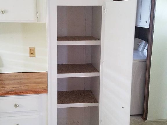 5th image of 1395 Ember Dr