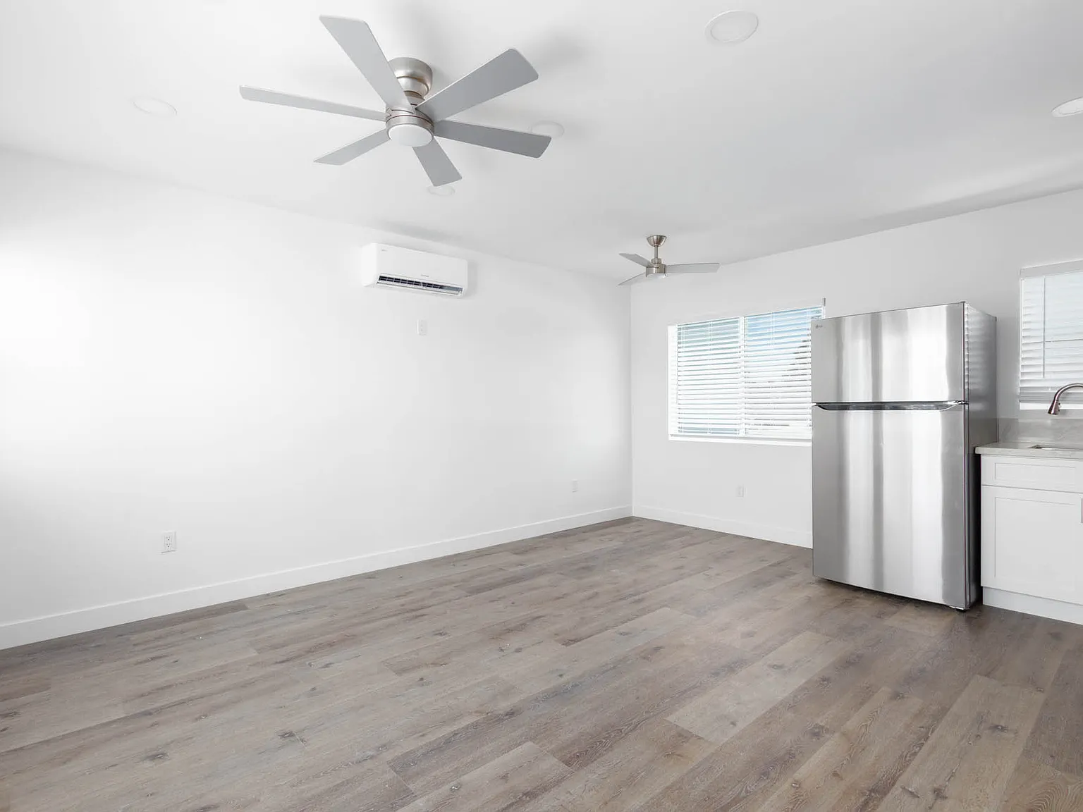 1 bed, 500 sqft, $2,200 — Photo 4