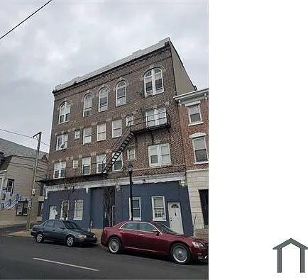 621 W Turner St #14 — Photo 1