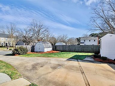 7426 Walnut Wood Dr Charlotte Nc 28227 Mls 3693797 Zillow