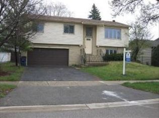 627 N Rumple Ln, Addison, IL 60101