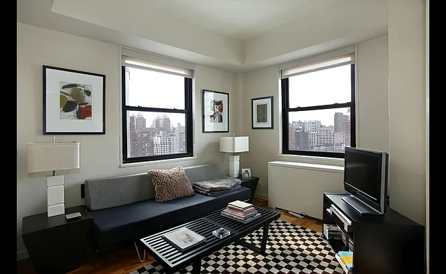 Sold by Douglas Elliman | media 15