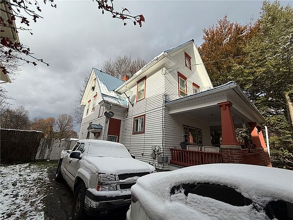 3rd image of 9 Seward St