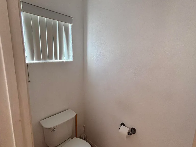 1829 Beavertail Dr — Photo 17