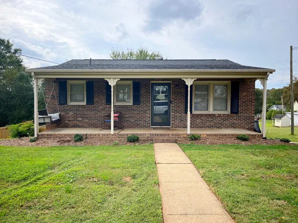124 Stephens Dr, Morganton, NC 28655