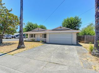 505 W H St, Dixon, CA 95620