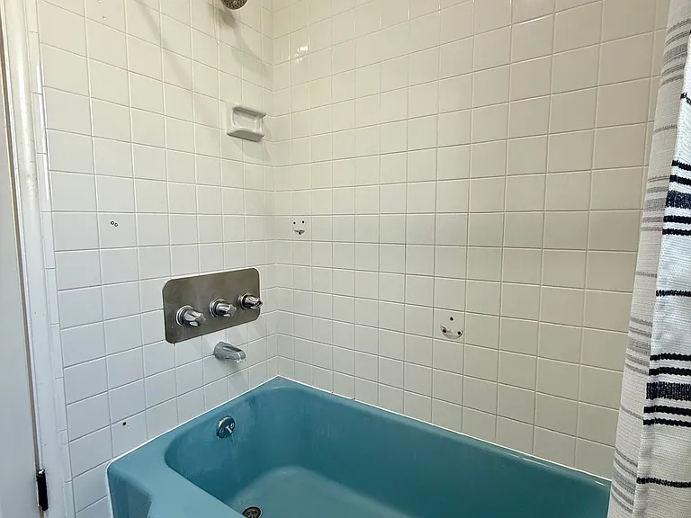8641 Milton Ave — Photo 31