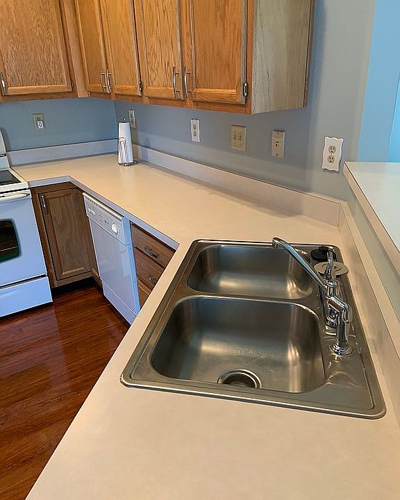 1st image of 414 Heritage Green Dr #2-305