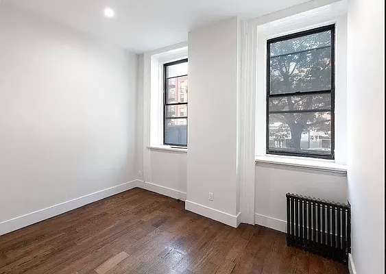Rented by Essence Realty LLC | media 9