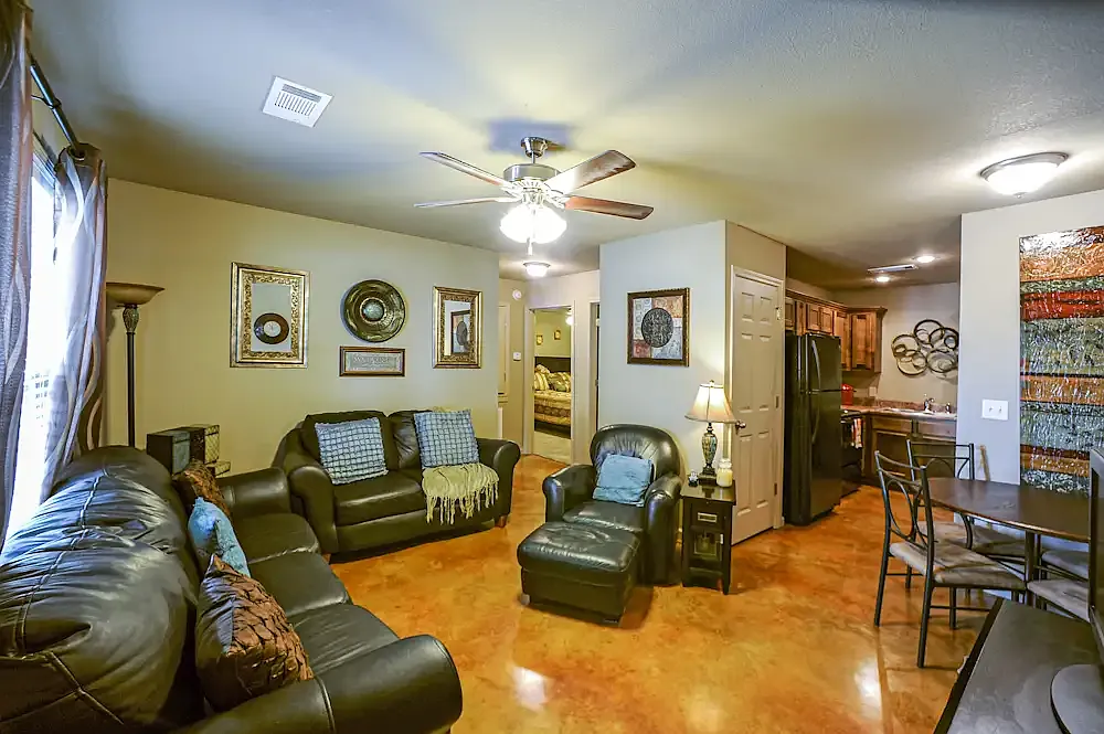 Fox Run Apartments — Photo 2