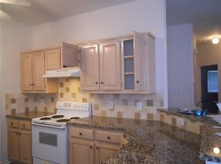 2221 Arbor Creek Dr, Carrollton, TX 75010