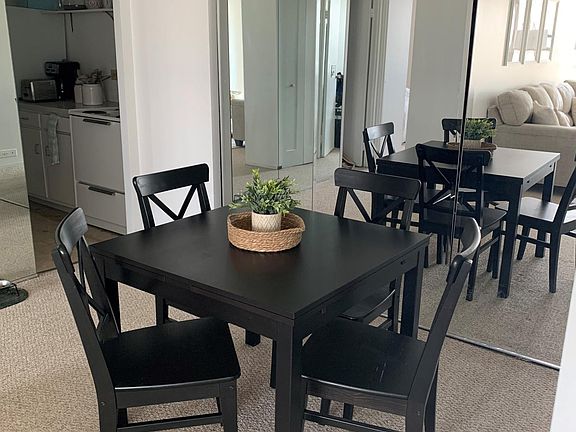 5th image of 2740 N Pine Grove Ave #8