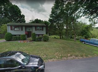 26 Esther St, Cranston, RI 02920