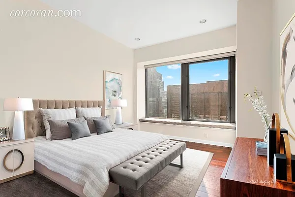 Sold by Corcoran | media 24