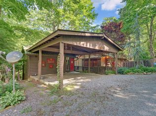 132 Cherokee Ct, Ellijay, GA 30540